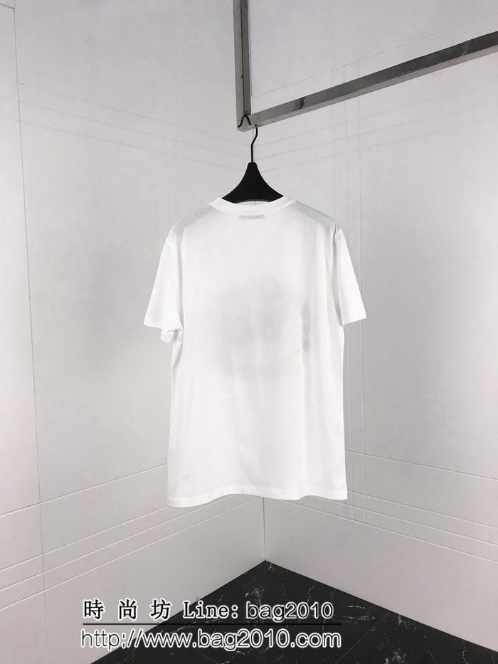 BURBERRY巴寶莉 19早春新款 典藏刺繡騎士戰馬徽章 純棉白色 男款短袖 ydi1795
